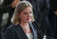 Não vejo, hoje, motivo para impeachment de ministro do STF, diz Gleisi