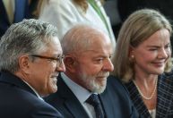 Análise: Gleisi e Padilha entregam "agressividade política" pedida por Lula