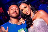 Neymar curte Carnaval no Rio após vitória pelo Santos