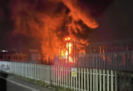 Quase cinco mil casas ficaram sem energia após incêndio em Londres