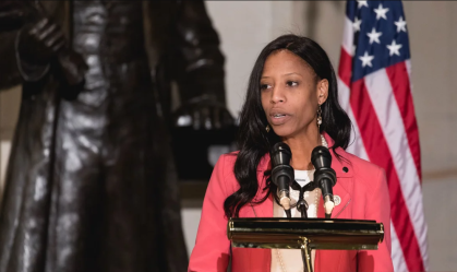Mia Love, primeira congressista negra republicana, morre aos 49 anos