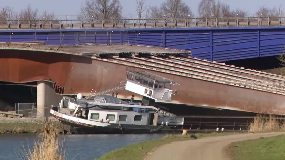 One dead in highway bridge collapse in Belgium