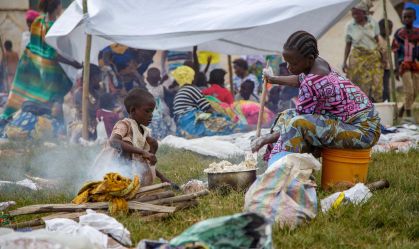 Campos de refugiados lotam enquanto milhares fogem da RD Congo, diz Acnur