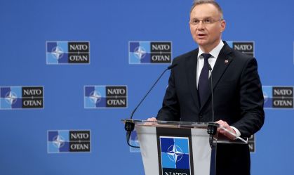 Presidente da Polônia pede que EUA transfiram ogivas nucleares, diz jornal
