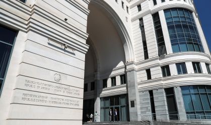 Armênia e Azerbaijão acertam acordo para encerrar guerra de quase 40 anos