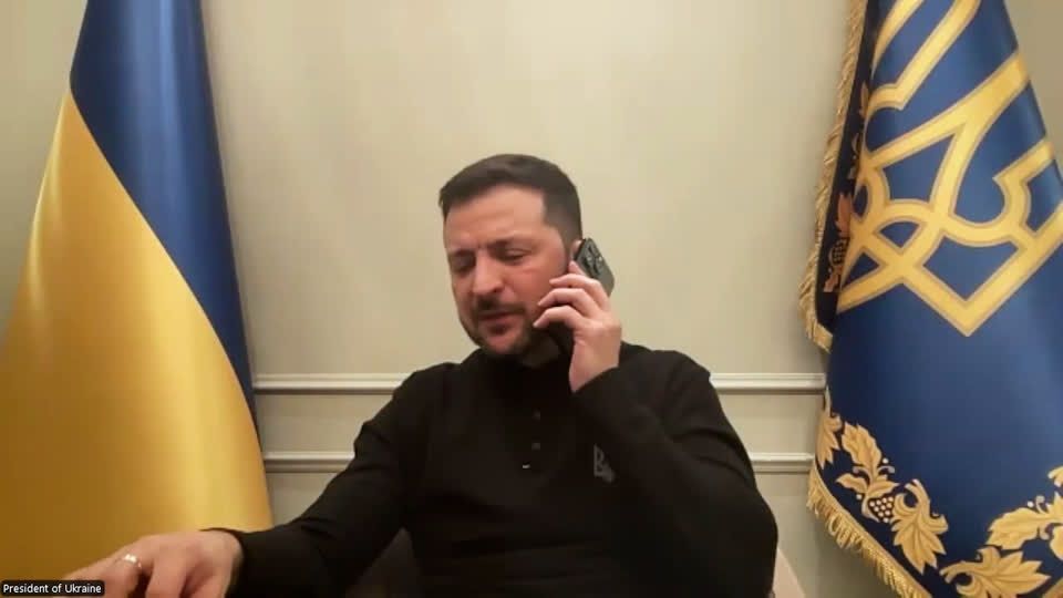 Can I call you back? - Zelenskiy says to Macron in late-night briefing
