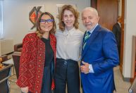 Lula parabeniza Fernanda Torres por concorrer ao Oscar: "Honrou o Brasil"
