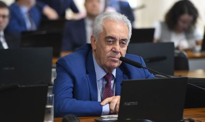 Presidente da CCJ do Senado diz que não é hora de ampliar vagas na Câmara