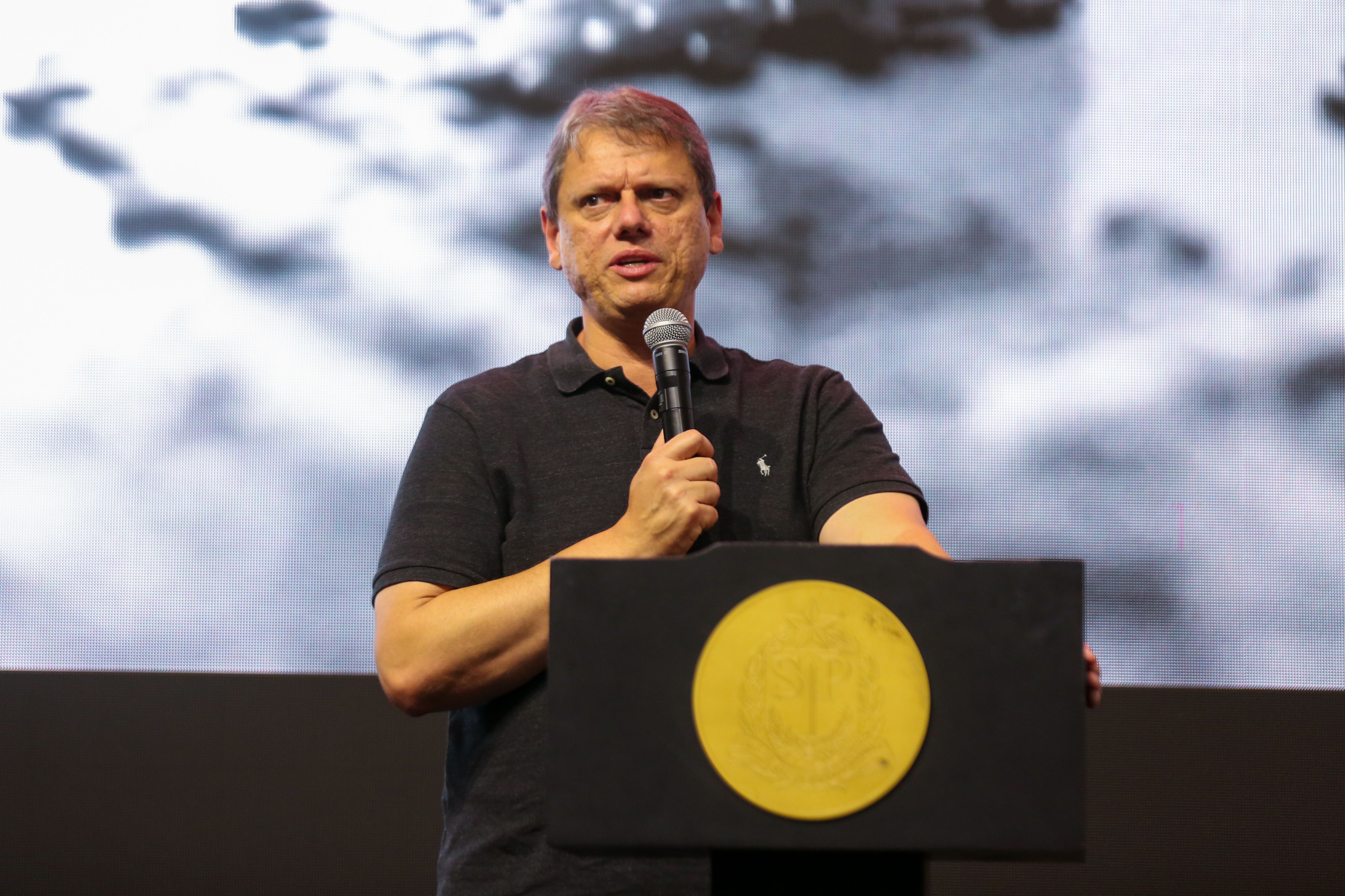 Tarcísio de Freitas