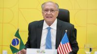 Pedir adiamento da tarifa é próximo passo do Brasil ao negociar com Trump