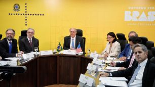 Arsenal de retaliações brasileiras inclui patentes e tributação de múltis