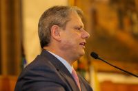 Nossa diplomacia tem que se pautar pela neutralidade, diz Tarcísio