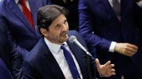 Eduardo Bolsonaro anuncia André do Prado como pré-candidato ao Senado em SP