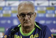 Corinthians apresenta proposta final por Dorival Júnior e aguarda resposta