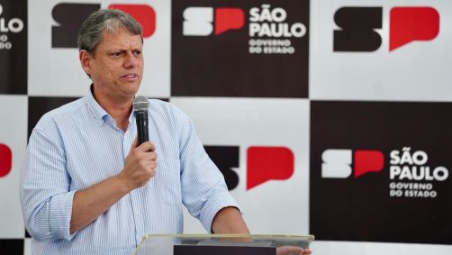 O governador de São Paulo, Tarcísio de Freitas (Republicanos) durante evento no interior do estado