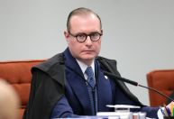 Saiba por que Zanin se declarou impedido de votar em ação de Collor