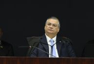Em julgamento sobre denúncia, Dino diz que é "covardia" atacar juiz
