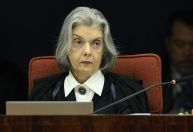 Cármen vota para tornar réus os seis acusados do "núcleo 2"