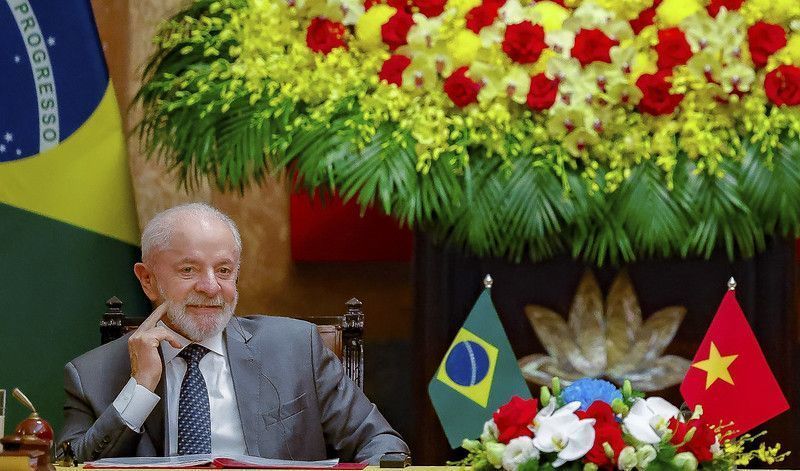 Lula em Hanói, no Vietnã