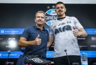 Grêmio: "Vai nos ajudar a bater nos adversários", diz diretor sobre reforço