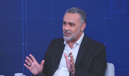 Parlamento brasileiro não tem cumprido o seu papel, diz André Marsiglia