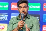 Abel Ferreira exalta a grandeza do Dérbi e pede respeito antes da decisão