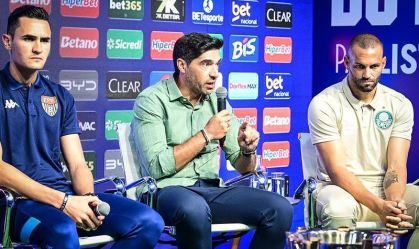 “Chorei”, diz Abel Ferreira sobre expulsão por gesto obsceno em jogo