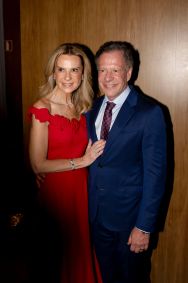 João Camargo, presidente do Conselho da CNN Brasil, e a esposa Ana Funaro