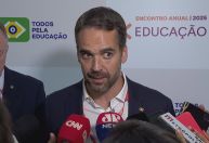 Leite sobre fusão com o PSD: "É uma das possibilidades"