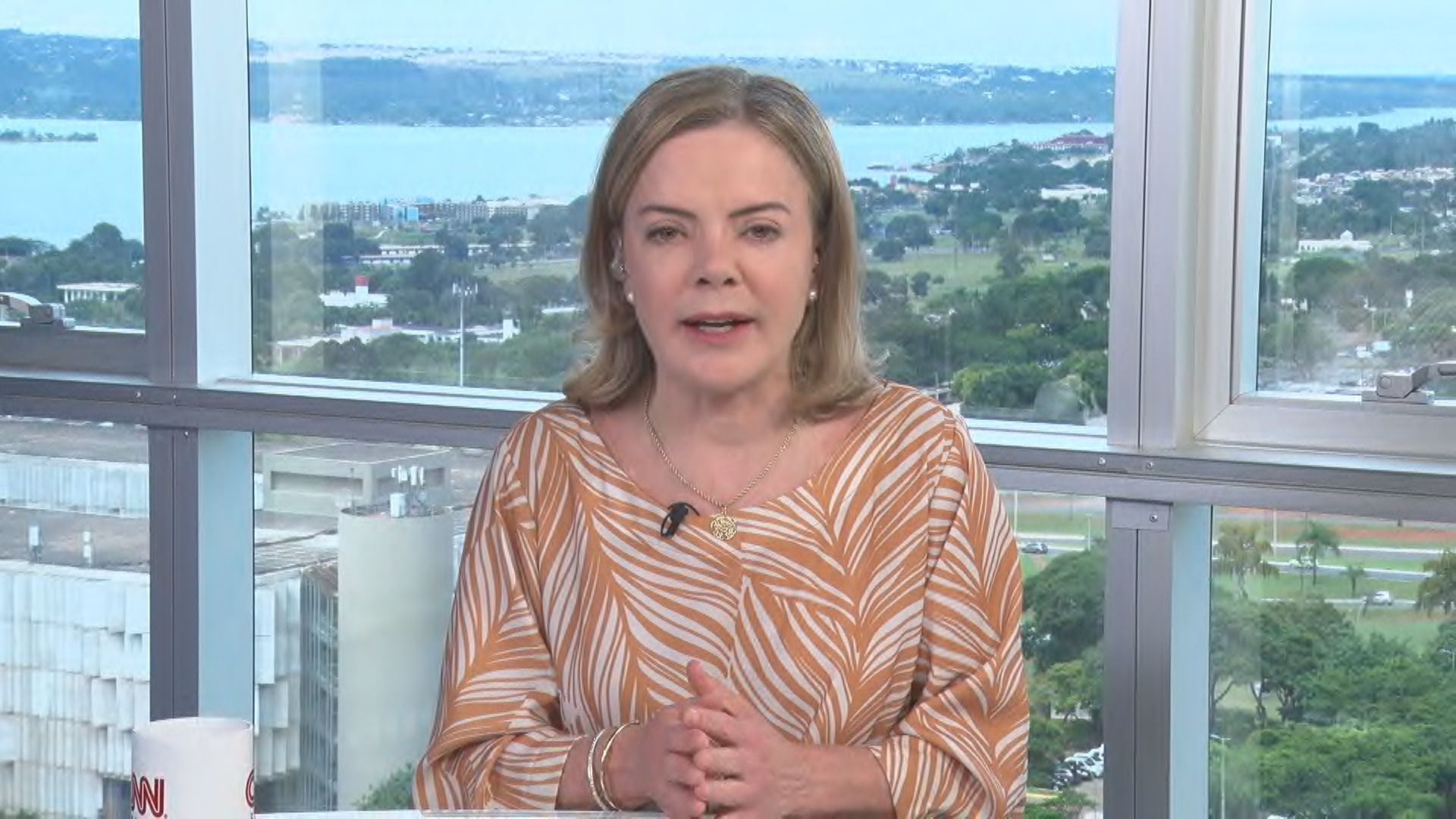 Gleisi Hoffmann, ministra-chefe da Secretaria de Relações Institucionais, em entrevista à CNN