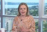 Gleisi sobre suposta candidatura de Tarcísio: vamos enfrentar quem vier