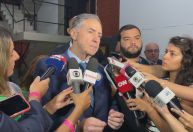 Barroso sobre Bolsonaro: "Tem direito de emitir sua opinião"