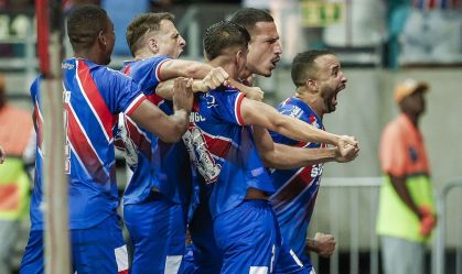 Bahia domina o Vitória, vence Ba-Vi e sai na frente pelo Campeonato Baiano