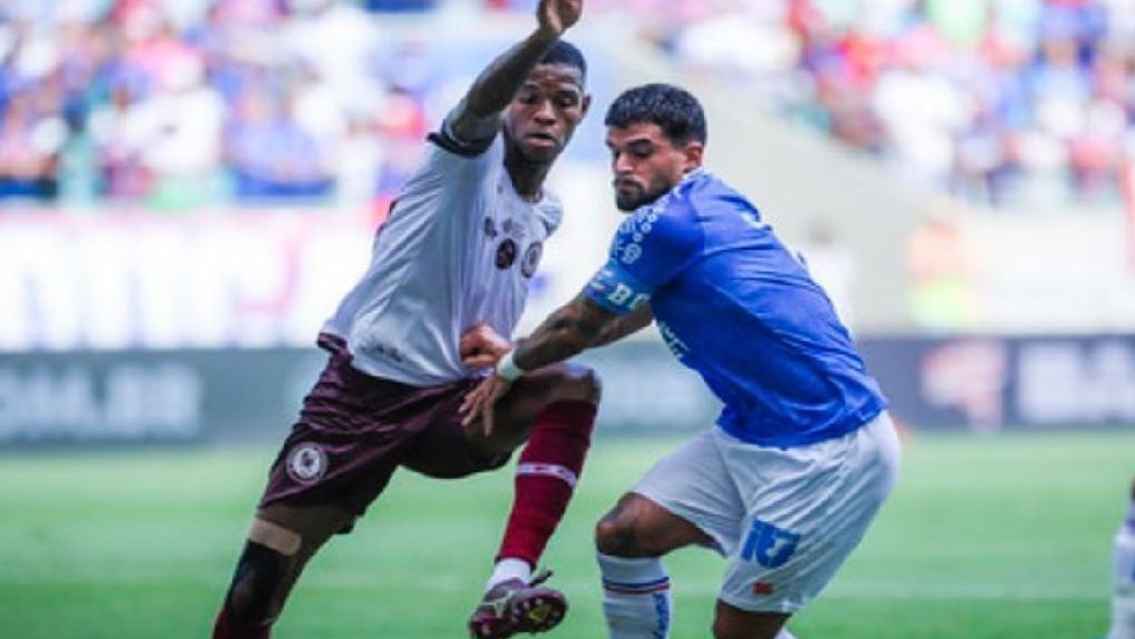 Bahia perde para o Jacuipense no jogo de ida da semifinal do Baianão