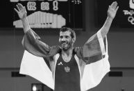 Tricampeão olímpico de wrestling, Buvaisar Saitiev morre aos 49 anos