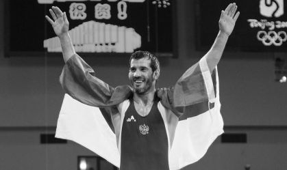 Tricampeão olímpico de wrestling, Buvaisar Saitiev morre aos 49 anos
