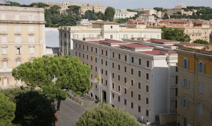 Cardeais brasileiros chegam à Casa Santa Marta e se preparam para confinamento