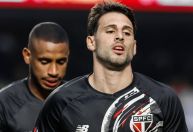 São Paulo: veja pênalti bizarro perdido por Calleri no Brasileirão