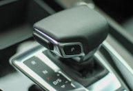 Neutro ou drive em paradas? Veja dicas para usar câmbio automático