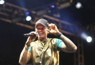 Quem é o cantor baiano Netinho, do hit "Milla", diagnosticado com câncer