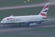Avião da British Airways pousa no aeroporto de Heathrow após incêndio