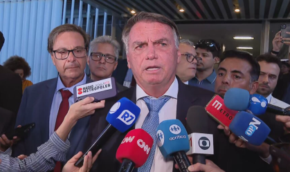 Julgamento de Bolsonaro pode ser “arriscado”, diz Financial Times