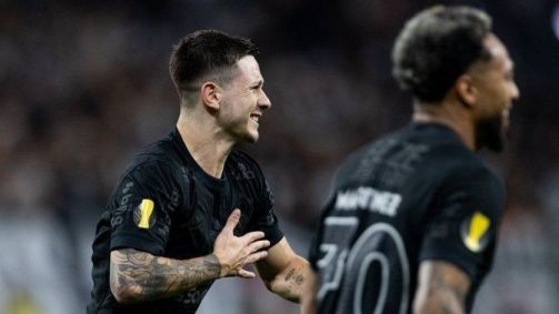 Corinthians bate Santos pelo Paulistão