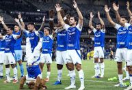 Novo uniforme do Cruzeiro vaza nas redes sociais; veja foto