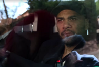 Daniel Alves retorna para casa em Barcelona após condenação ser anulada