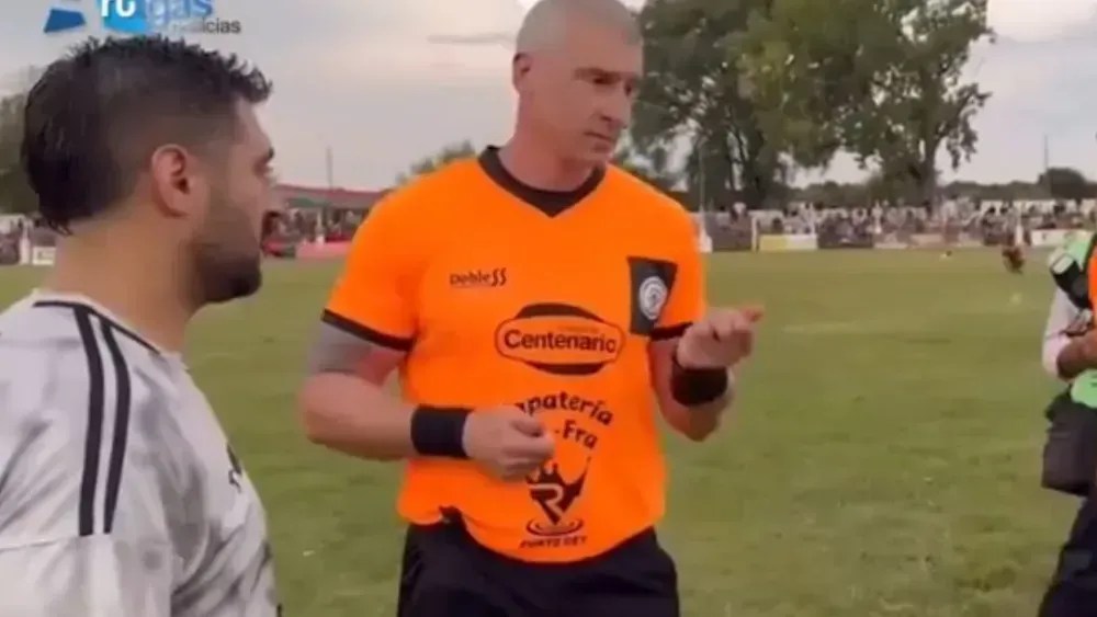 Daronco apita jogo amador no Uruguai