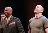 Peça de sucesso de Denzel Washington e Jake Gyllenhaal é esnobada no Tony