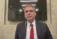 Lindbergh à CNN: Bolsonaro já falou em fuga várias vezes