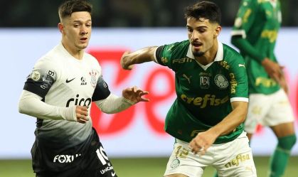 Palmeiras e Corinthians durante partida do Brasileirão