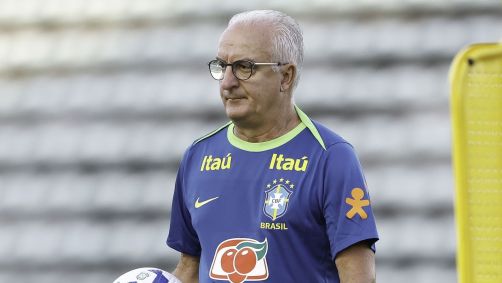 Dorival Júnior durante treino da preparatório da Seleção Brasileira para as Eliminatórias da Copa do Mundo 2026